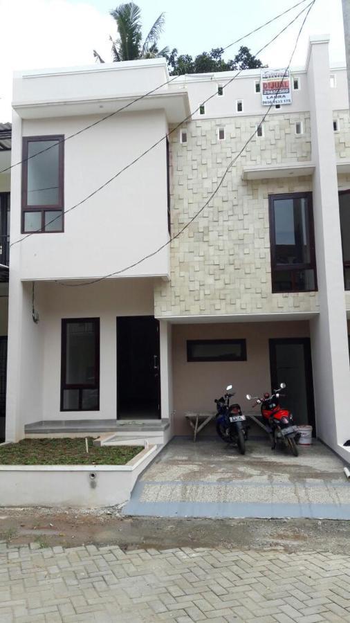 Bintara Jaya Yemima Guest House Bekasi Eksteriør billede