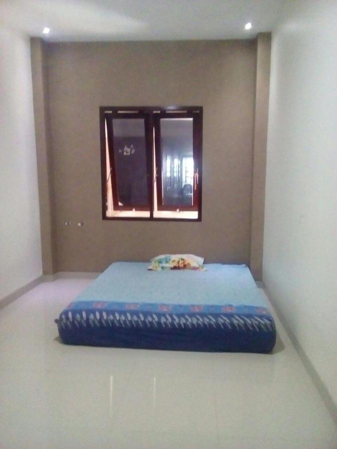 Bintara Jaya Yemima Guest House Bekasi Eksteriør billede