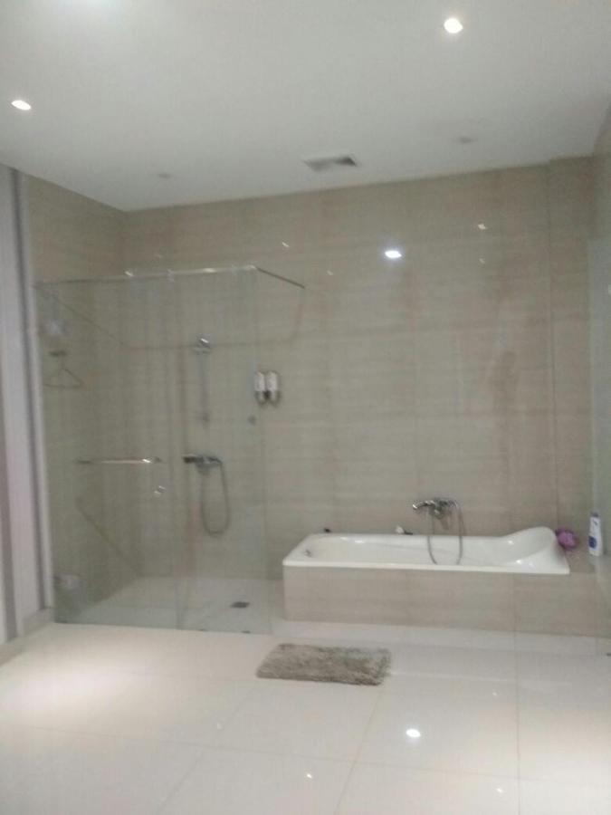 Bintara Jaya Yemima Guest House Bekasi Eksteriør billede