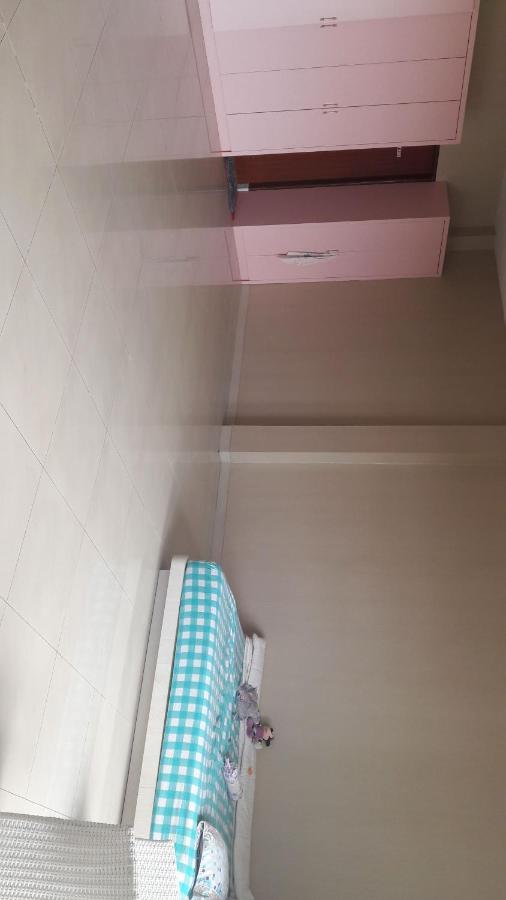 Bintara Jaya Yemima Guest House Bekasi Eksteriør billede